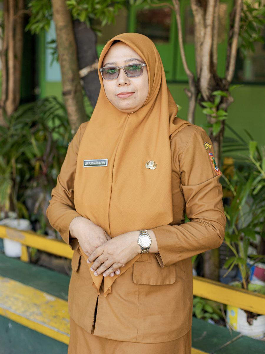 Foto Lia Purnaningrum, S.Pd